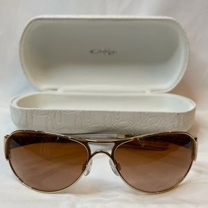 Oakley Women's Restless Gretchen Bleiler Signature Sunglasses